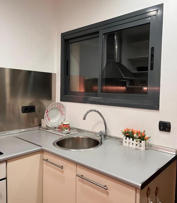 Piso Centrico Y Acogedor Apartment Figueres  Luaran gambar