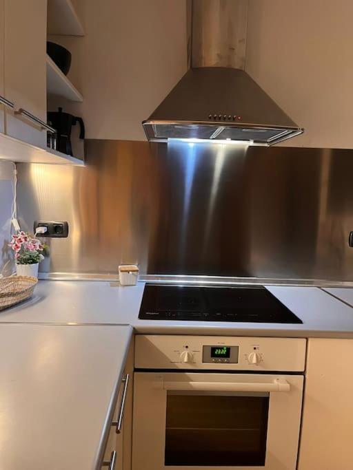 Piso Centrico Y Acogedor Apartment Figueres  Luaran gambar